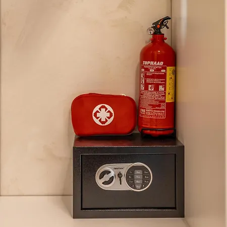 דירה Stylish 1br Flat Garden Balcony Parking