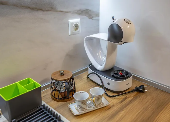 Stylish 1br Flat Garden Balcony Parking Варна