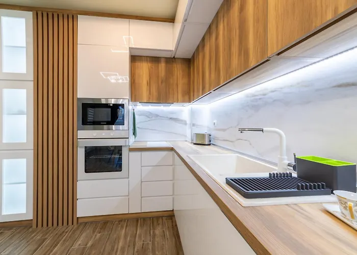 Апартаменты Stylish 1br Flat Garden Balcony Parking Варна