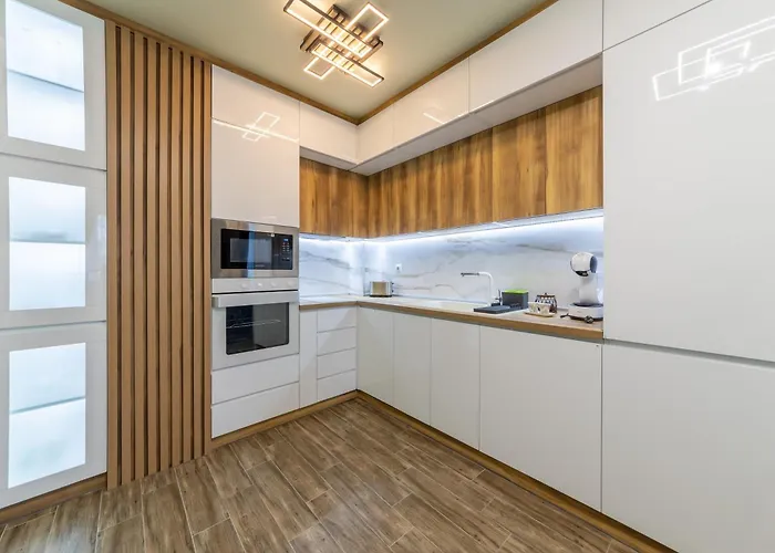 Stylish 1br Flat Garden Balcony Parking Appartement