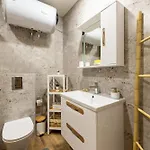 Apartman Stylish 1br Flat Garden Balcony Parking *