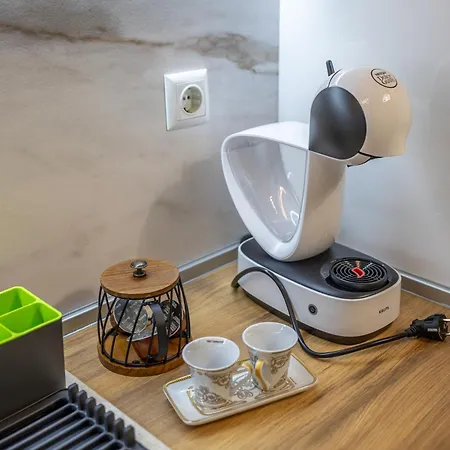 Stylish 1br Flat Garden Balcony Parking 바르나