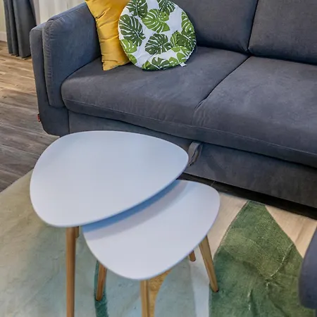 아파트 Stylish 1br Flat Garden Balcony Parking 바르나